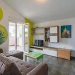 3 Bedroom Awesome In *