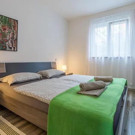 3 Bedroom Awesome In
